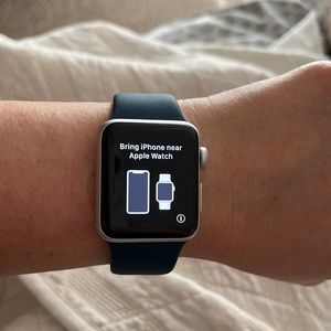 Apple Watch Series 2, 38mm Silver Aluminum Case
